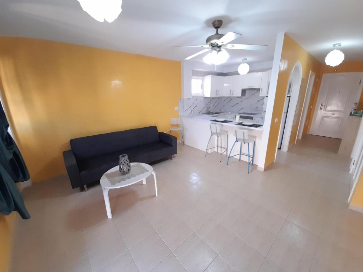 The Heights Deluxe Apartment Арона Екстериор снимка