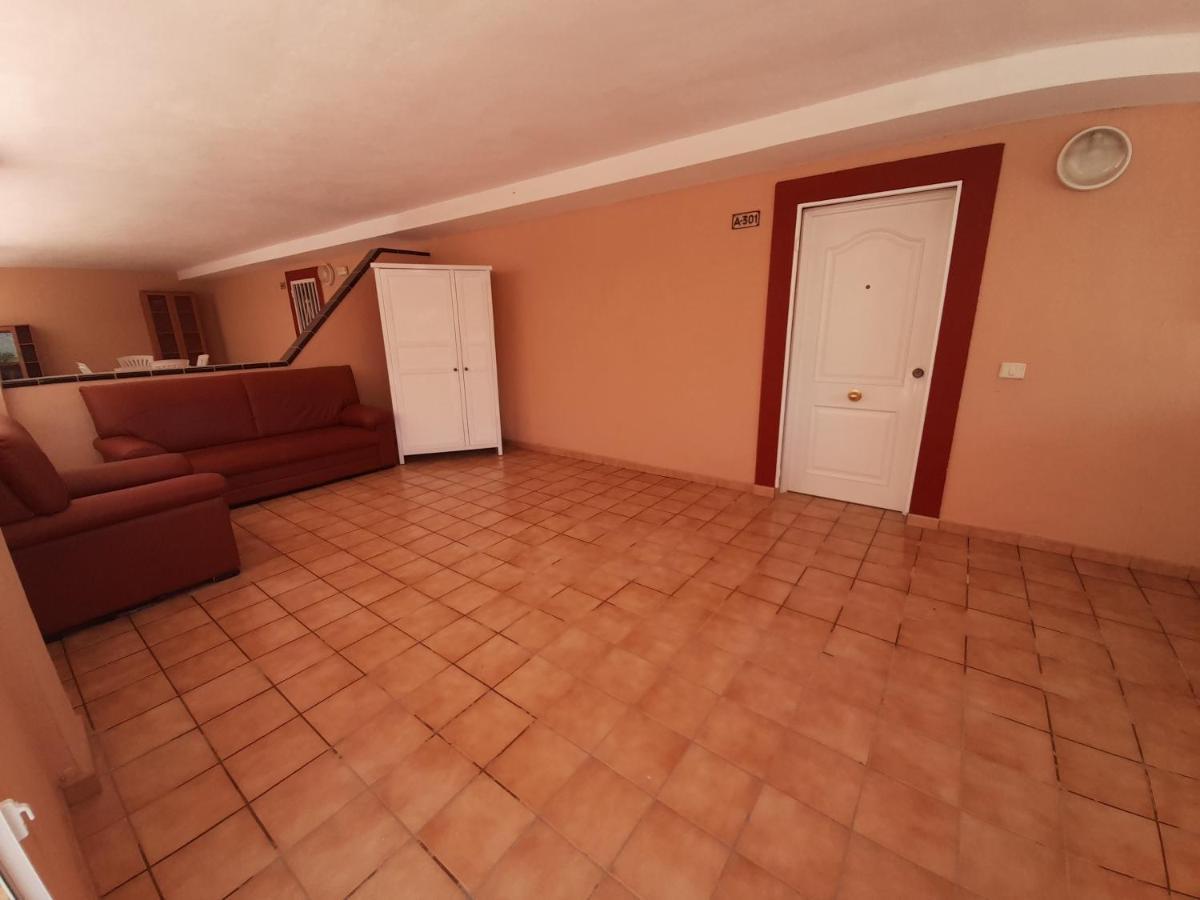 The Heights Deluxe Apartment Арона Екстериор снимка