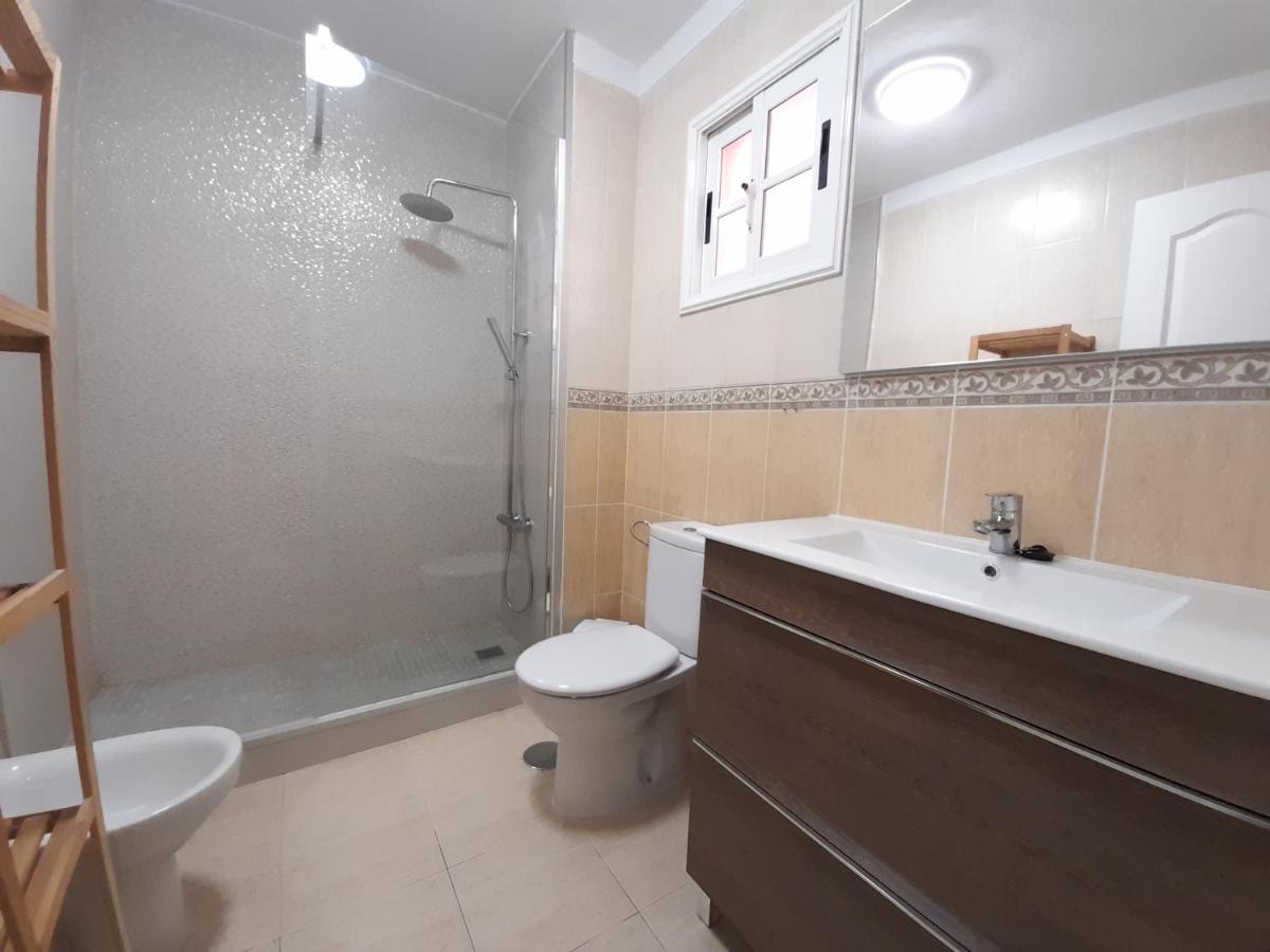The Heights Deluxe Apartment Арона Екстериор снимка