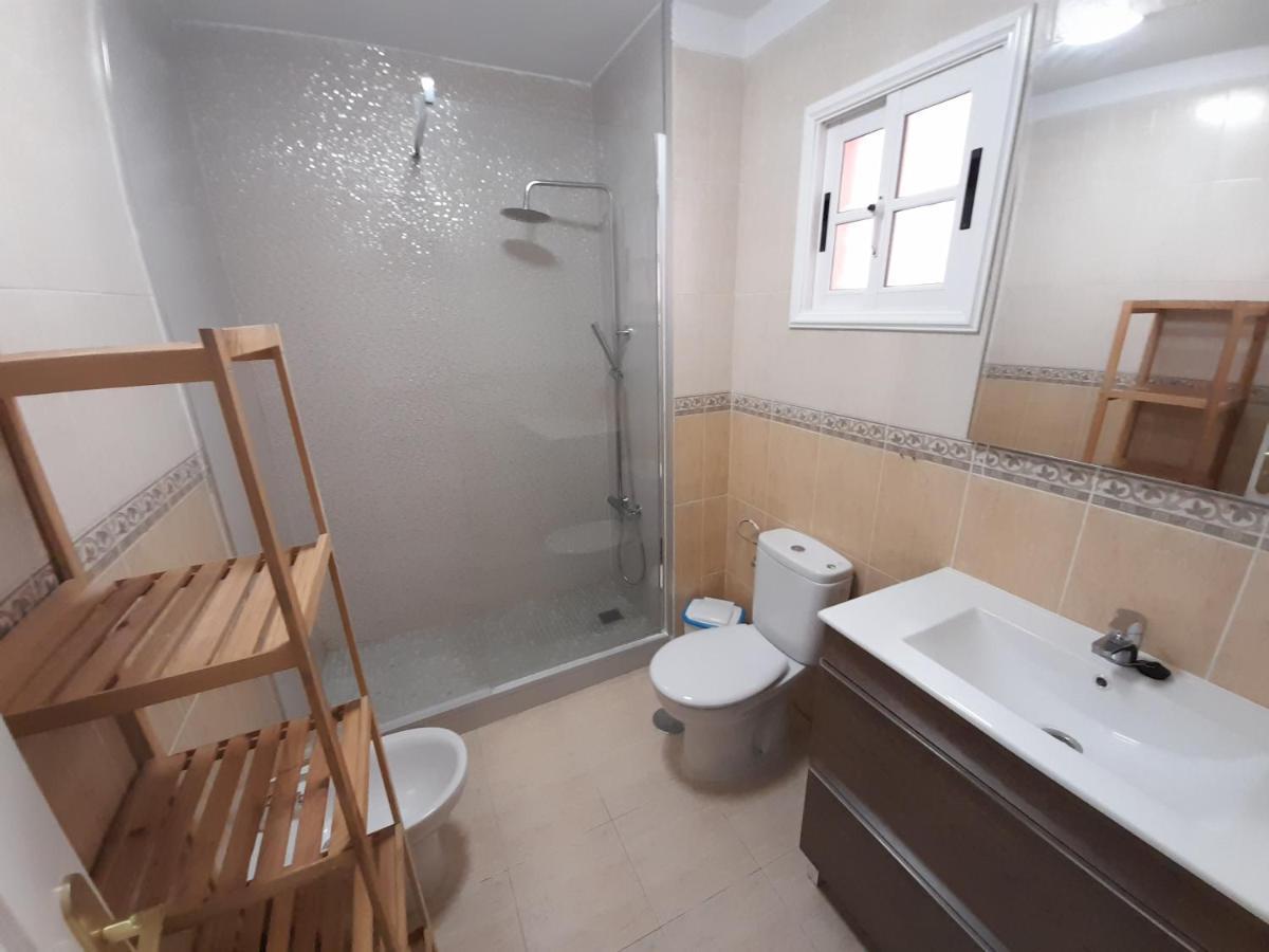 The Heights Deluxe Apartment Арона Екстериор снимка
