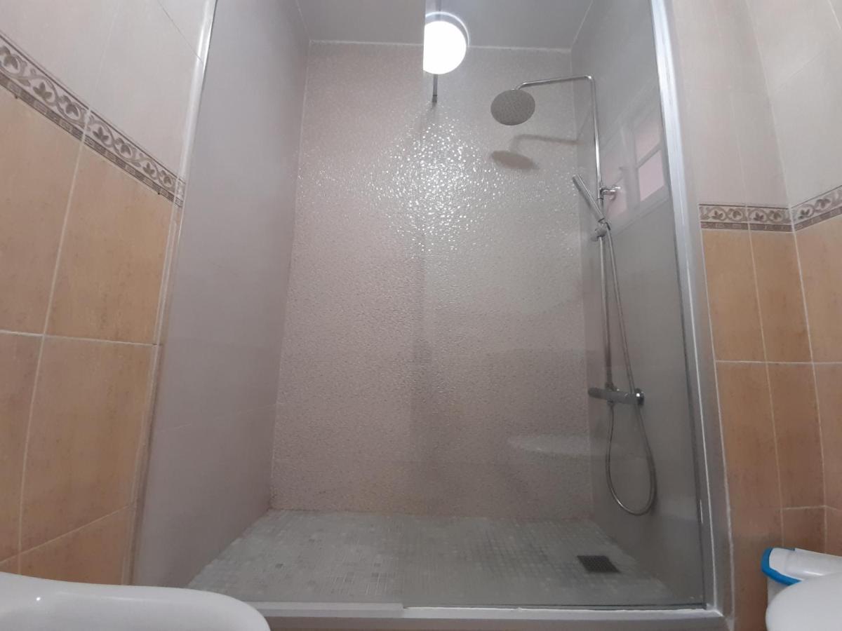 The Heights Deluxe Apartment Арона Екстериор снимка
