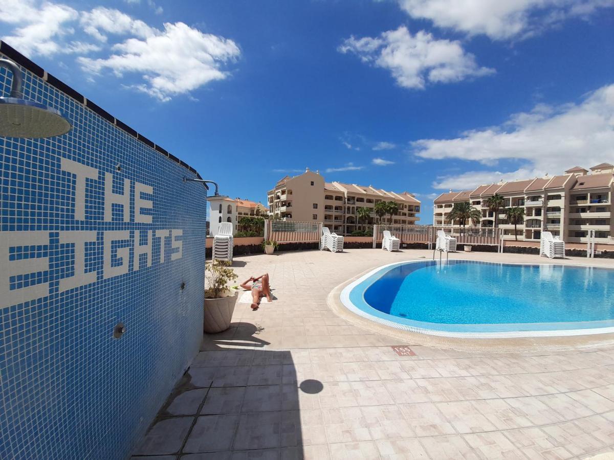 The Heights Deluxe Apartment Арона Екстериор снимка
