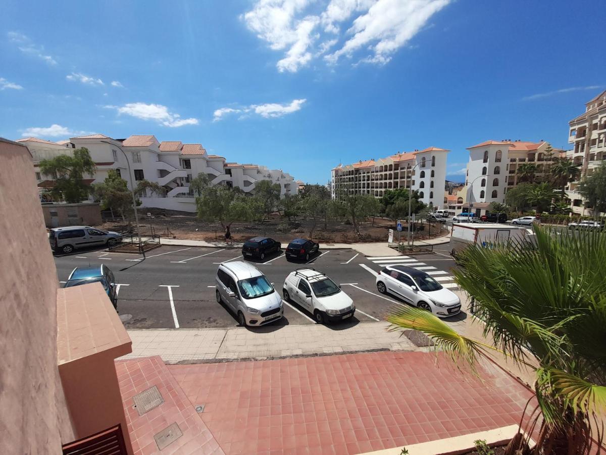 The Heights Deluxe Apartment Арона Екстериор снимка