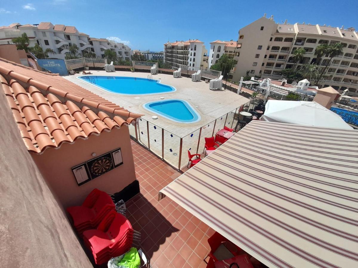 The Heights Deluxe Apartment Арона Екстериор снимка